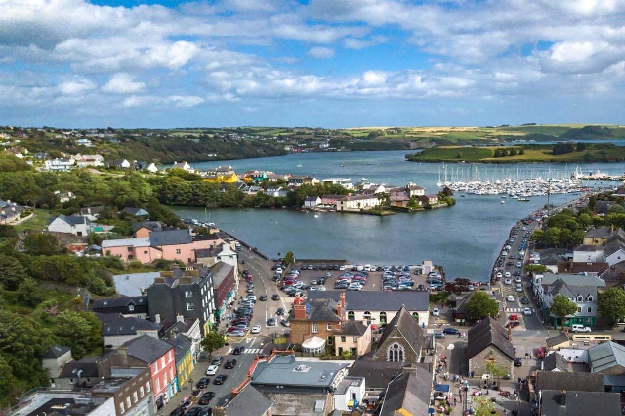 Traditional In The Old Head Of Kinsale Cork